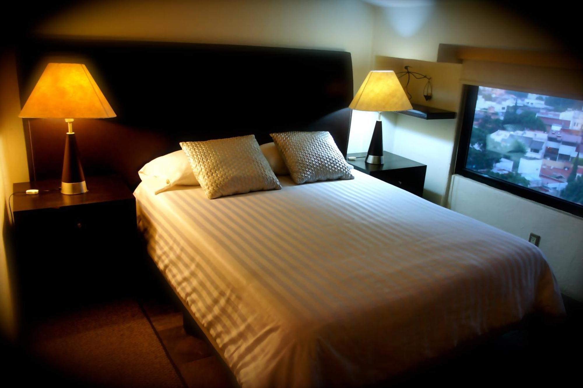 Aztic Hotel And Executive Suites เม็กซิโกซิตี้ ห้อง รูปภาพ